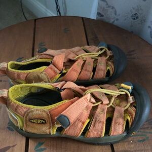 Keen Orange Newport H2 Hiking Waterproof Sandal, Youth 3